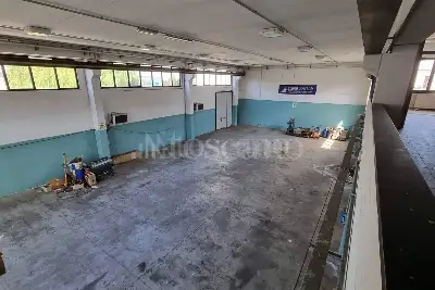 Capannone in vendita, Via G. Curioni, Galgagnano