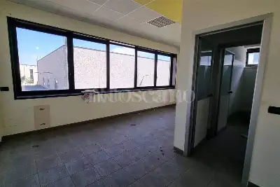 Capannone in vendita, Via G. Curioni, Galgagnano