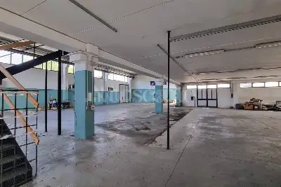 Capannone in vendita, Via G. Curioni, Galgagnano