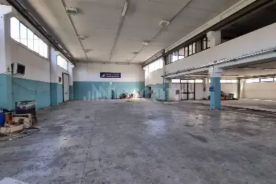 Capannone in vendita, Via G. Curioni, Galgagnano