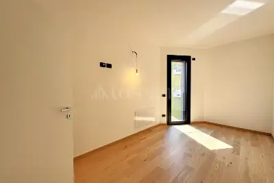 Casa in vendita, Via Milano, Peschiera del Garda
