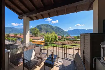 Casa in vendita, Via delle Camelie, Lavena Ponte Tresa