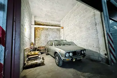 Box in vendita, Via dei Savorelli, Roma