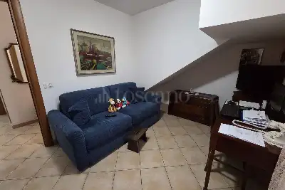 Villino a Schiera in vendita, Via Sesto San Giovanni, Roma