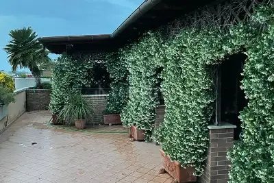 Attico in vendita, via tito livio, Pomezia