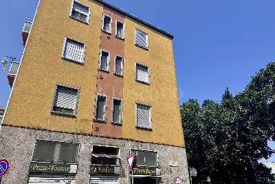 Box in vendita, Via Vimercati, Milano