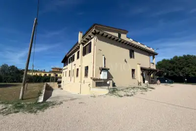 Villa in vendita, Via Le Ferriere, Latina