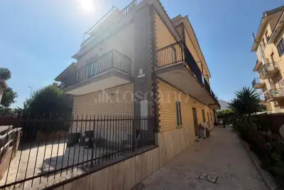 Casa in vendita, Via Gioia Tauro, Roma