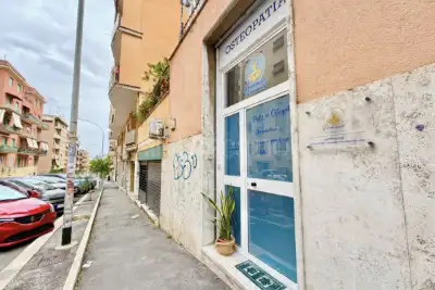 Negozio in affitto, Via Laura Mantegazza, Roma