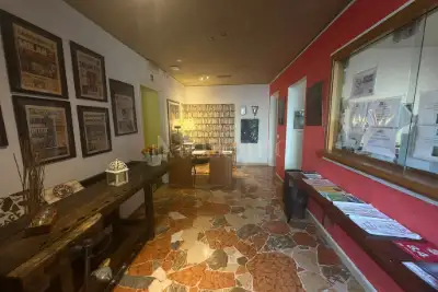 Casa in vendita, Via Pessano, Milano