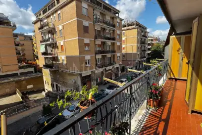 Casa in vendita, Via Enrico Cruciani Alibrandi, Roma