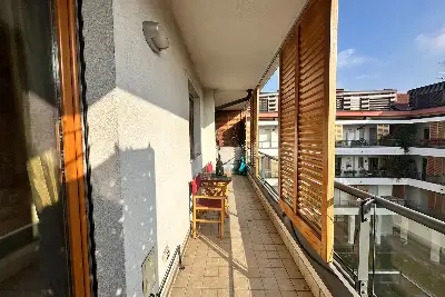 Casa in affitto, Via Giovanni Segantini, Milano