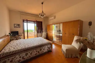 Villa in vendita, Stalettì, Stalettì