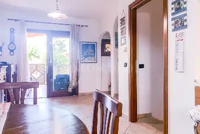 Villino a Schiera in vendita, Via Parigi, Olbia