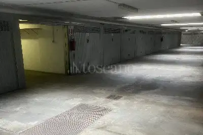 Box in vendita, Via Nearco , Corsico