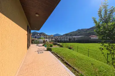 Casa Indipendente in vendita, Via al Lago, Porto Ceresio