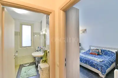 Casa in vendita, Via Giuseppe Garibaldi, Montano Lucino