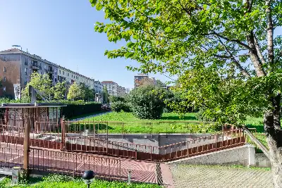 Casa in vendita, Via Lario, Milano