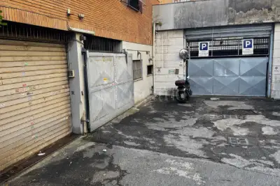 Garage in vendita, Via Ettore Paladini, Roma