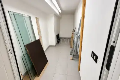 Negozio in vendita, Viale della Regione Siciliana, Palermo
