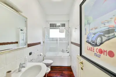 Casa in vendita, Via Leonardo Da Vinci, Como