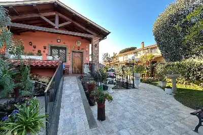 Villa Plurifamiliare in vendita, Via Angelo de Gubernatis, Roma