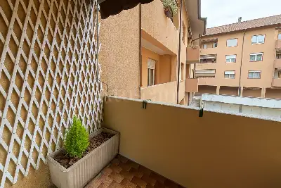 Casa in vendita, Piazza Alessandro Manzoni, Carnate