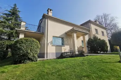 Casale in vendita, Strada Monferrina, Casteggio