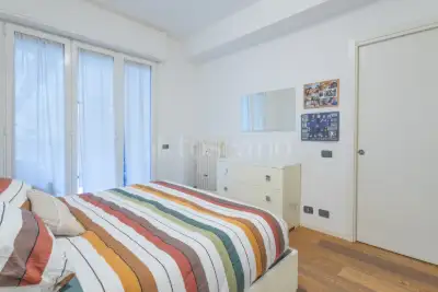 Casa in vendita, Via Raffaello Sanzio, Milano