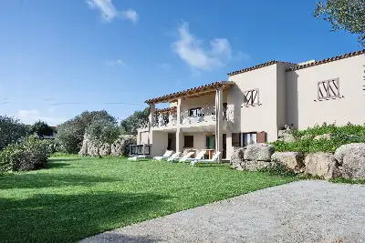 Casa Indipendente in vendita, Arzachena - Via Capichera, Arzachena