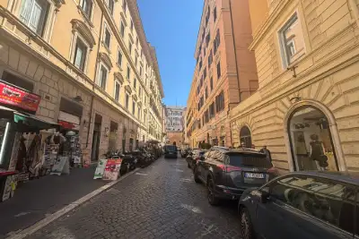 Casa in vendita, Via Nazionale, Roma