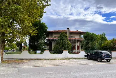 Villa in vendita, Via Berlinguer 2 , Martinsicuro