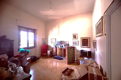 Villino a Schiera in vendita, Via Sem Benelli, Prato