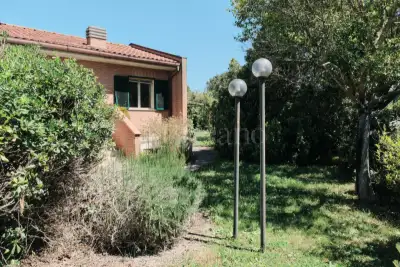 Villa Bifamiliare in vendita, Via Ippia di Elide, Roma