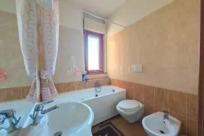 Casa in vendita, Via di Acilia, Roma