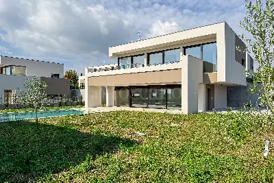 Villa in vendita, Via San Sivino, Moniga del Garda