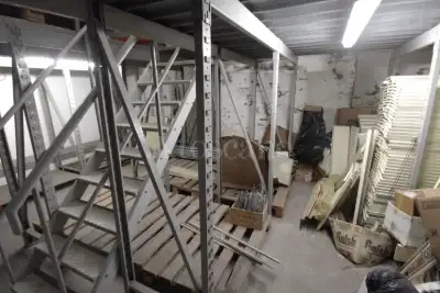 Magazzino in vendita, Via Plinio, Milano