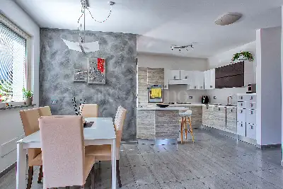 Villa in vendita, Via Pianazzo, Lavena Ponte Tresa