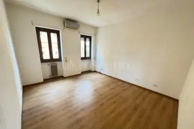 Casa in vendita, Via degli Adimari, Roma