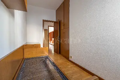 Casa in vendita, Via Sebastiano Veniero, Milano