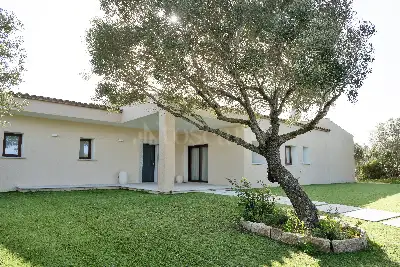 Casa Indipendente in vendita, Arzachena - Via Capichera, Arzachena