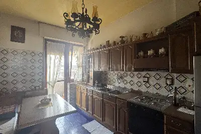 Casa in vendita, Via Marco Roncioni, Prato