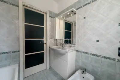 Casa in affitto, Via dei Tulipani, Milano