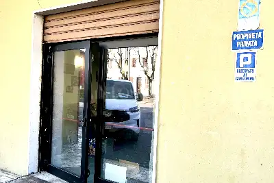 Negozio in vendita, Via Villa Glori, Brescia