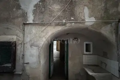 Casa Indipendente in vendita, Via Umberto, Sant'Agata li Battiati