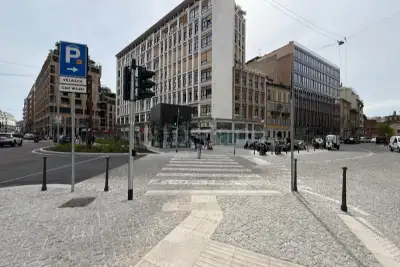 Laboratorio in vendita, Via Larga, Milano