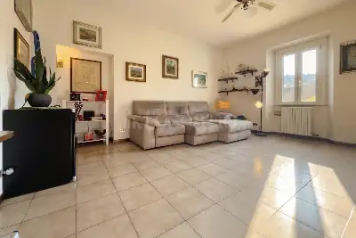 Casa in vendita, Via Pietro Maroncelli 7, Milano