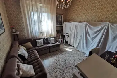 Casa Indipendente in vendita, Via Roggia, Zinasco