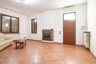 Casa in vendita, Via Ferragutti, Bressana Bottarone