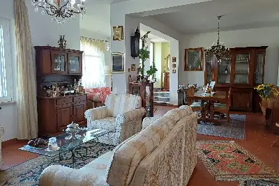 Villa in vendita, Viale Antonio Gramsci, Campagnano di Roma